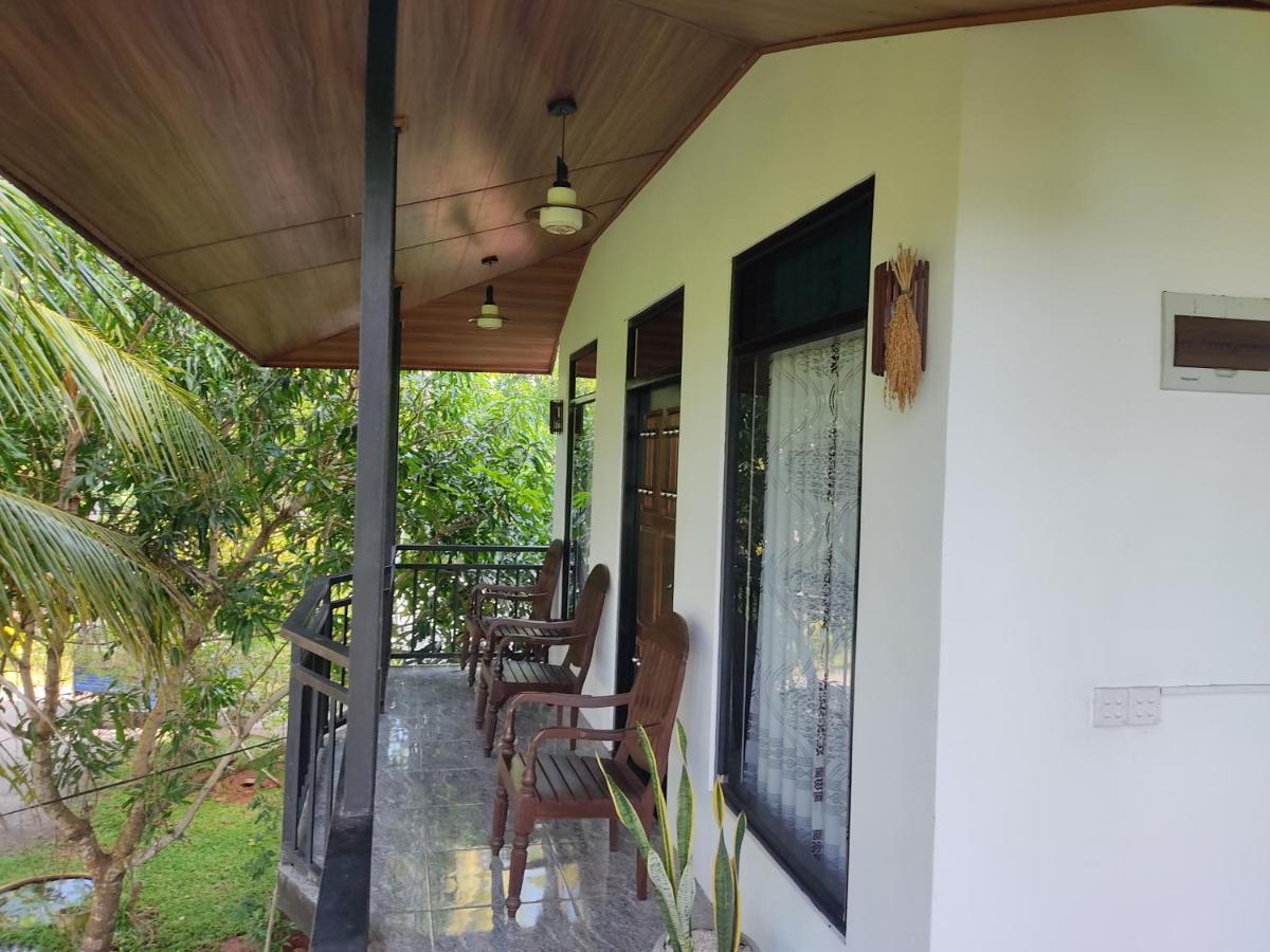 Village Mango Resort Yala Tissamaharama Exteriér fotografie