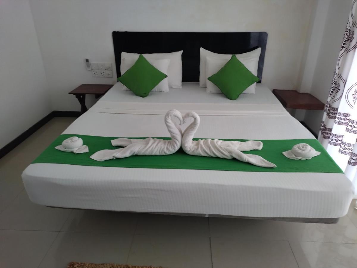 Village Mango Resort Yala Tissamaharama Exteriér fotografie